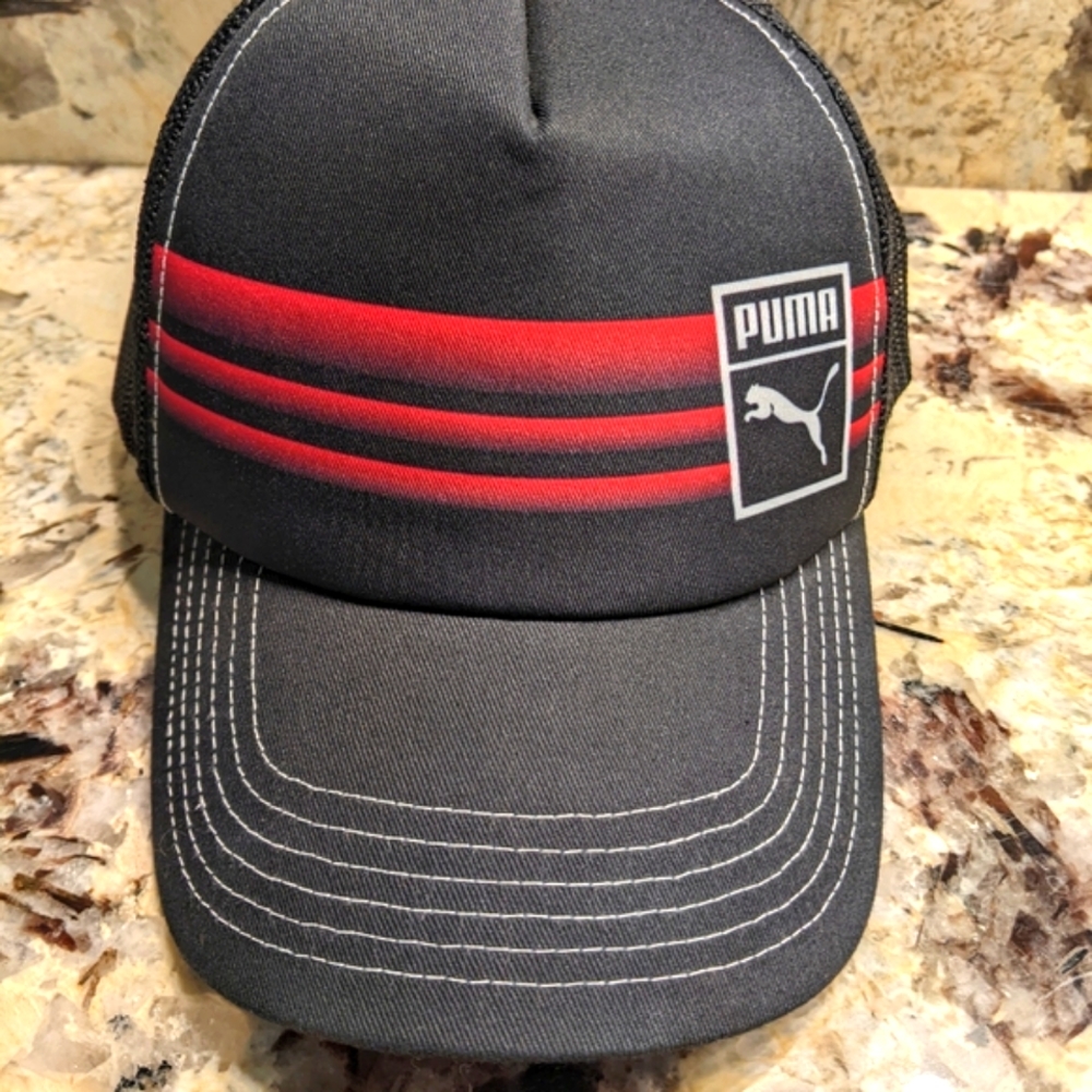 PUMA HOT PINK AND BLACK MESH SNAPBACK WOMEN'S HAT